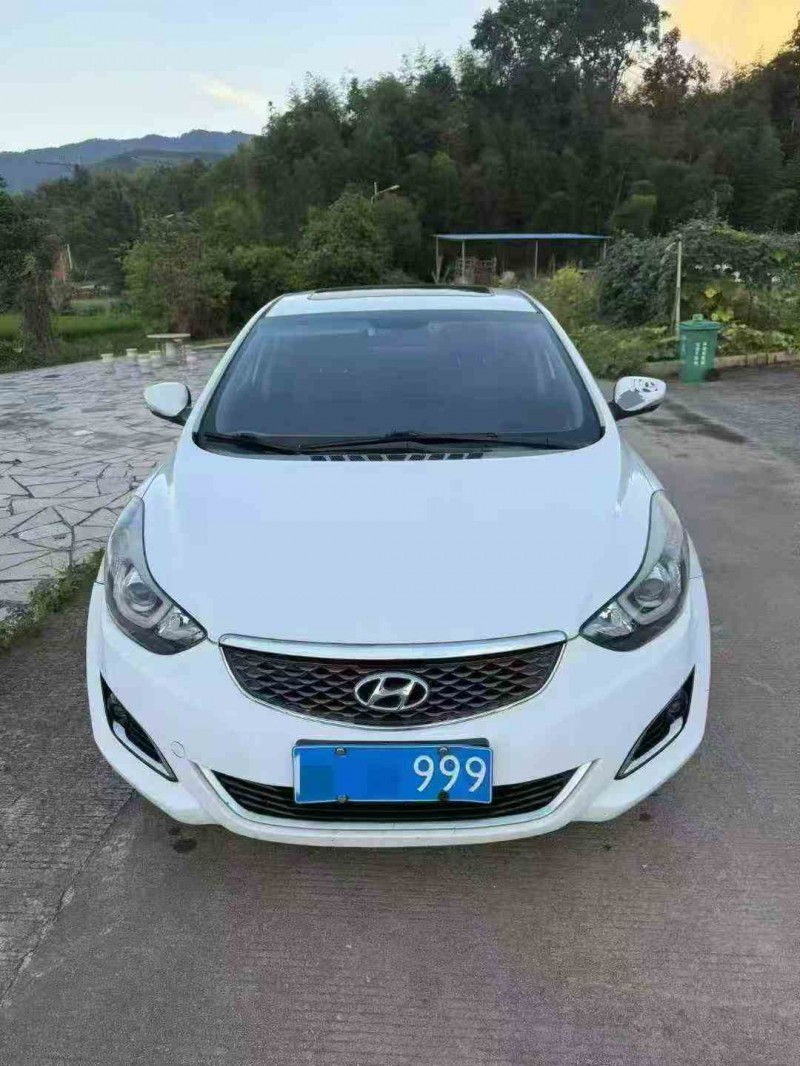 莆田17年现代朗动1