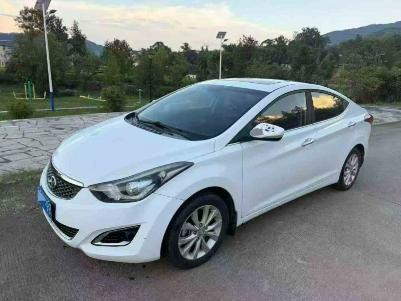 莆田17年现代朗动3