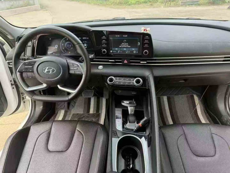 福州23年现代伊兰特4