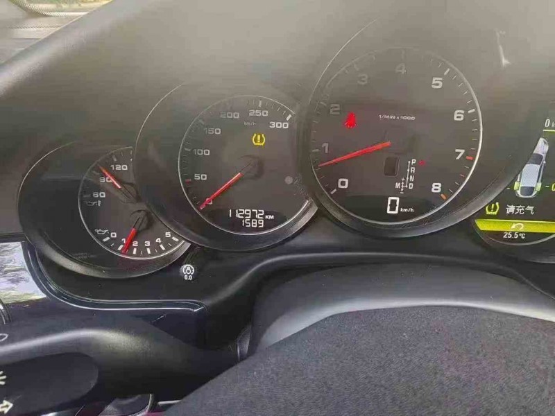 湖州15年保时捷帕拉梅拉4