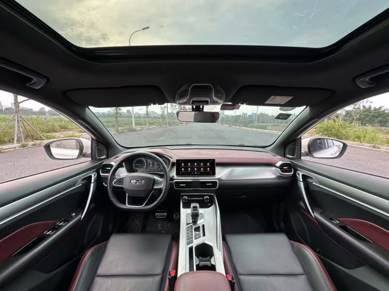 汕头20年吉利缤越5