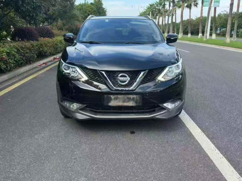 珠海16年日产逍客1