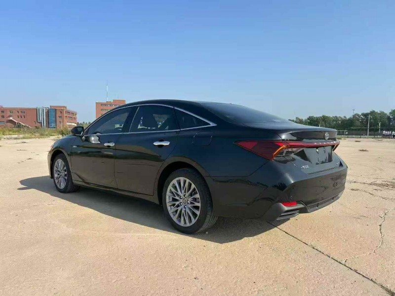 衡阳25年丰田亚洲龙8