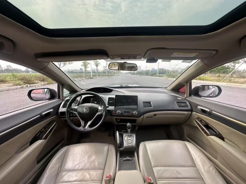 汕头09年本田思域5