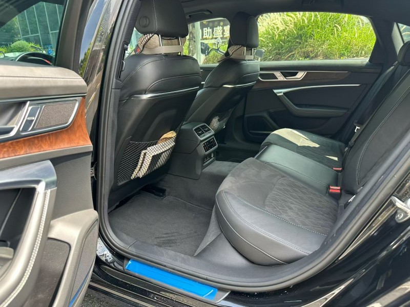 深圳23年奥迪A6L6