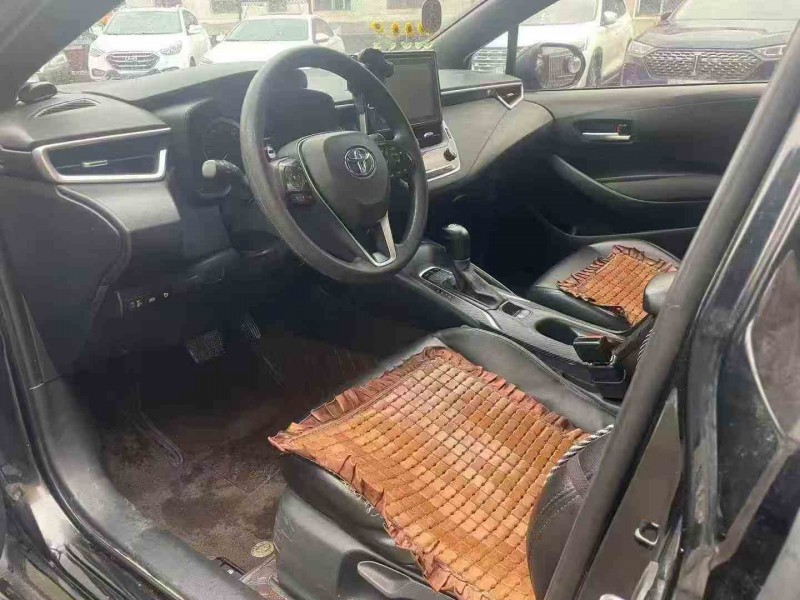 枣庄21年丰田雷凌5