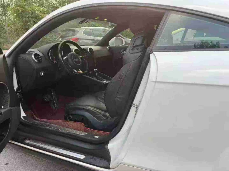 徐州12年奥迪TT6