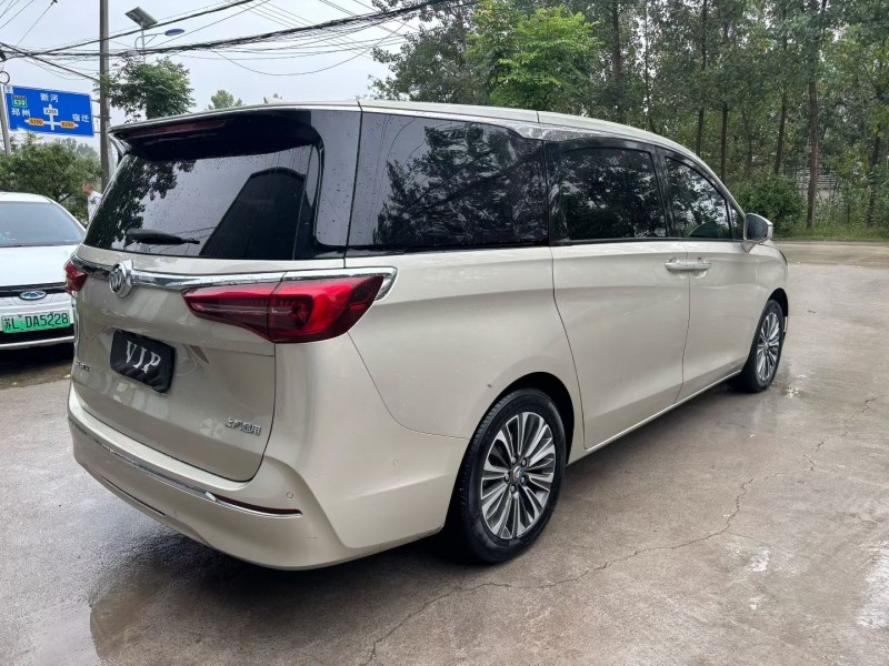 徐州21年别克GL88