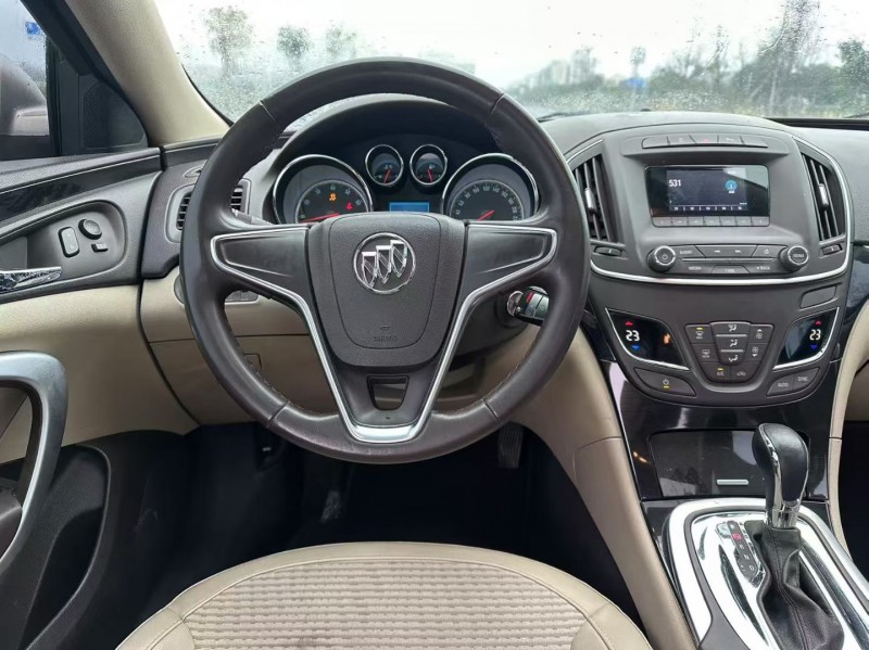 汕头14年别克君威3