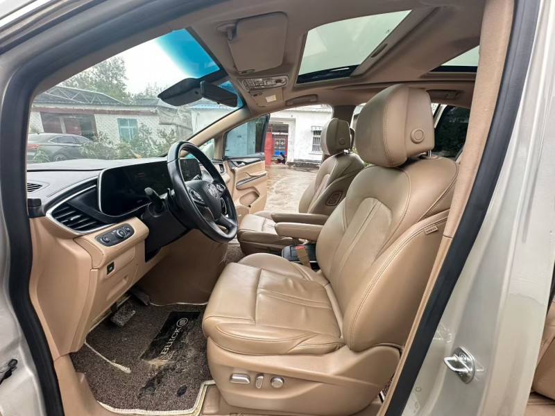 徐州21年别克GL84