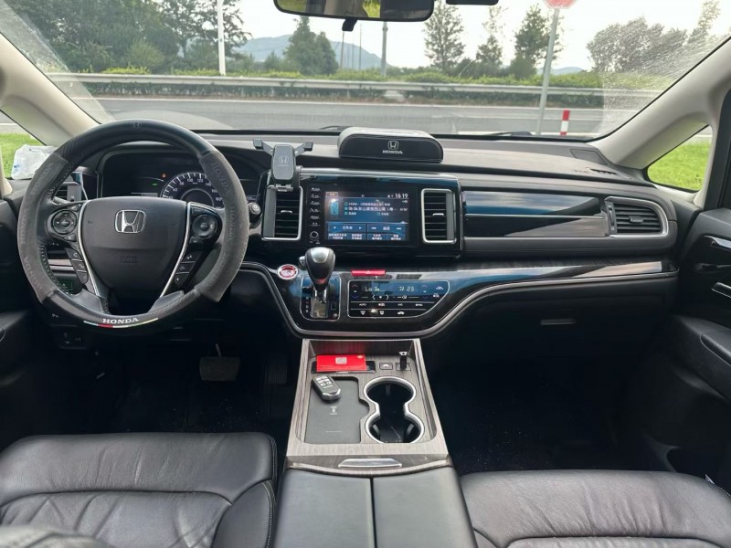 徐州21年本田艾力绅5