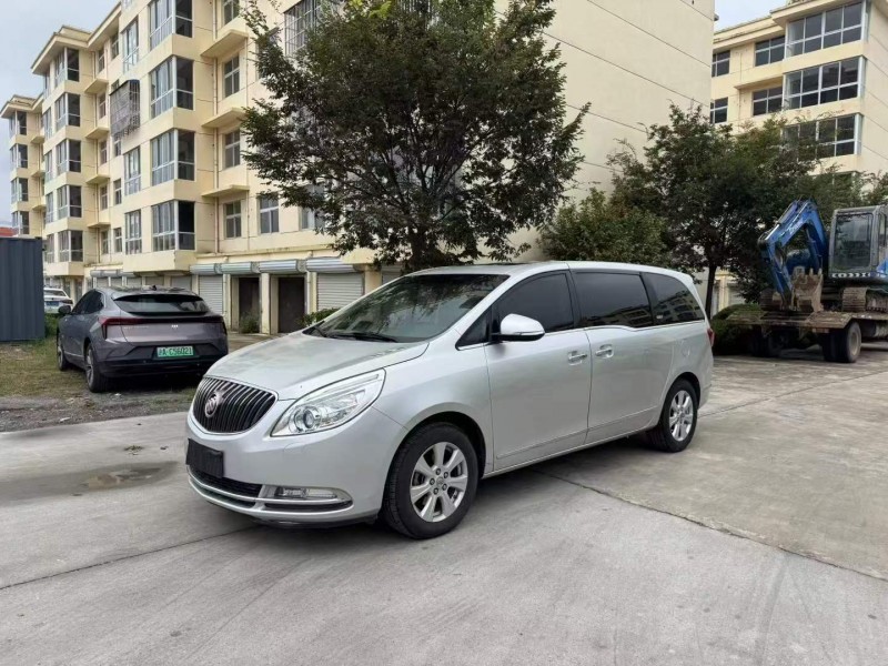 徐州17年别克GL82