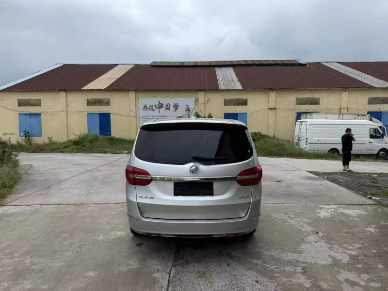 徐州17年别克GL89