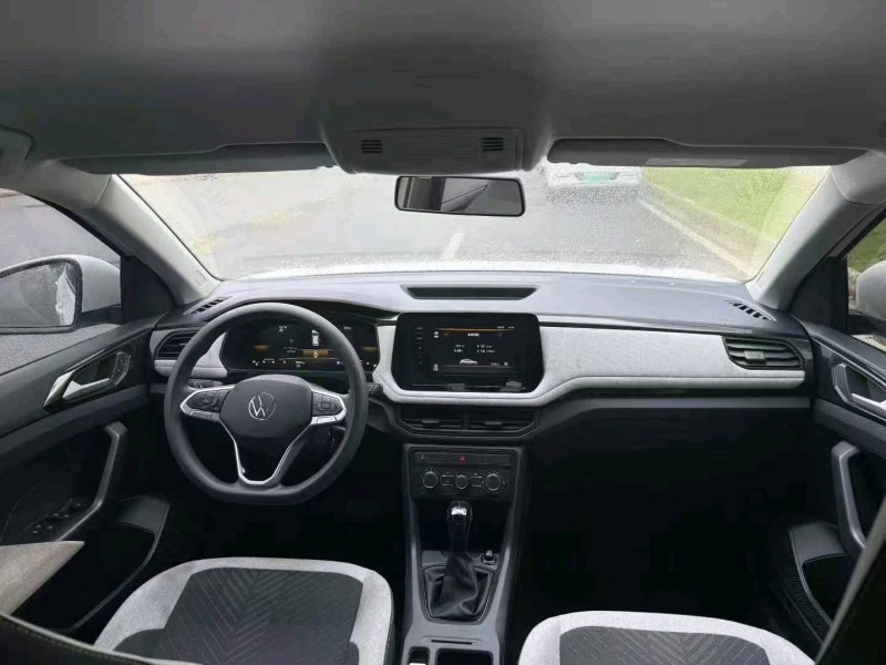 宜昌24年大众途岳5