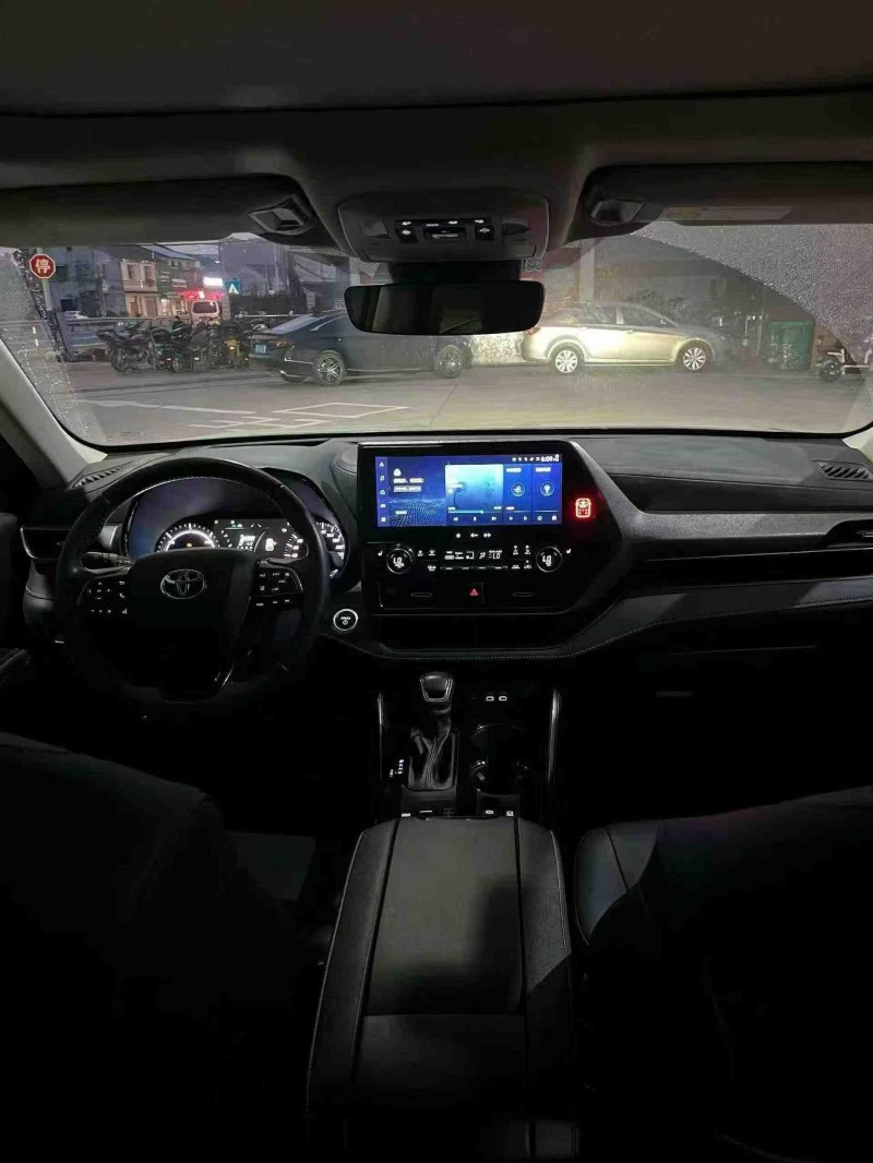 徐州24年丰田汉兰达6