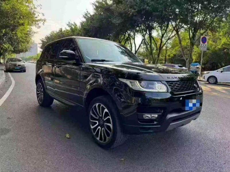 重庆17年路虎揽胜运动3