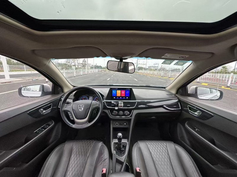 汕头16年宝骏6305