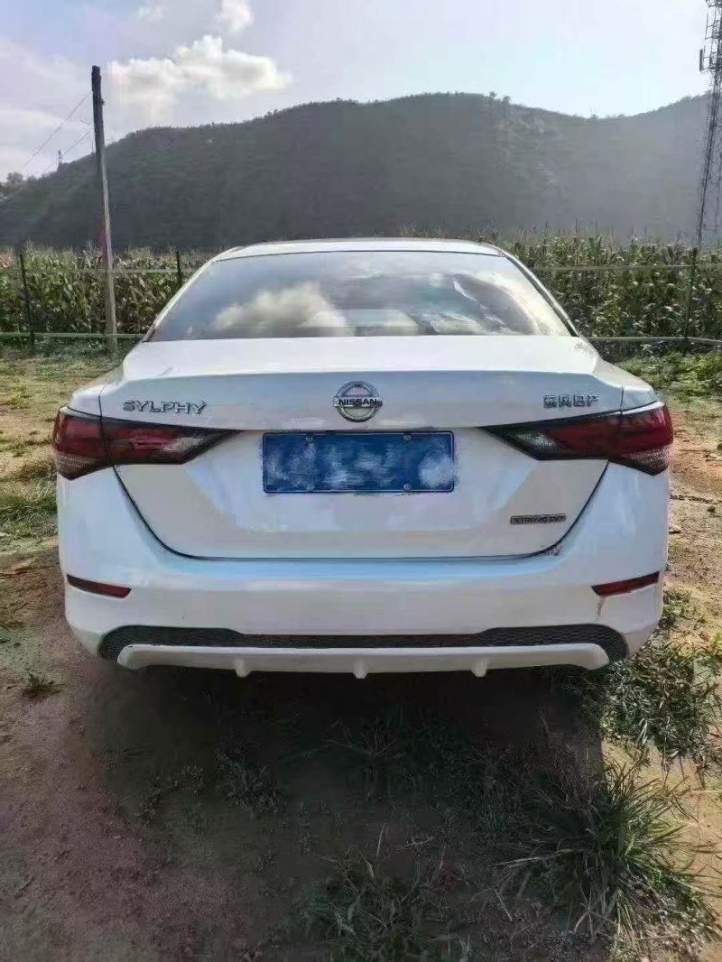 石家庄20年日产轩逸9