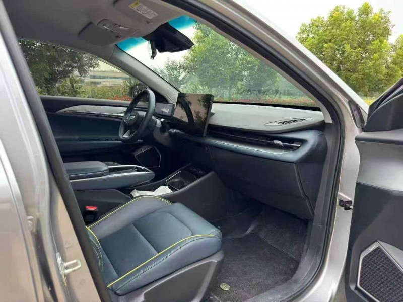 苏州23年吉利几何4