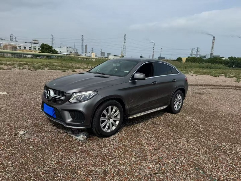 苏州17年奔驰GLE3