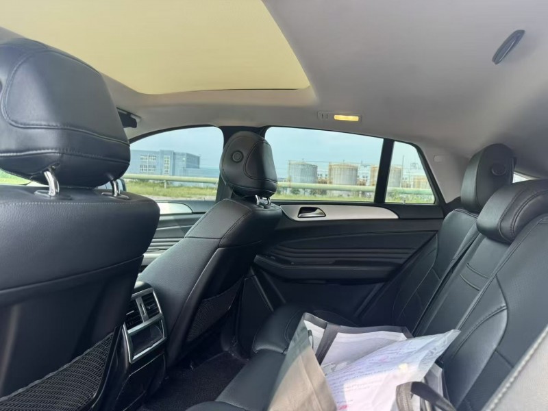 苏州17年奔驰GLE4