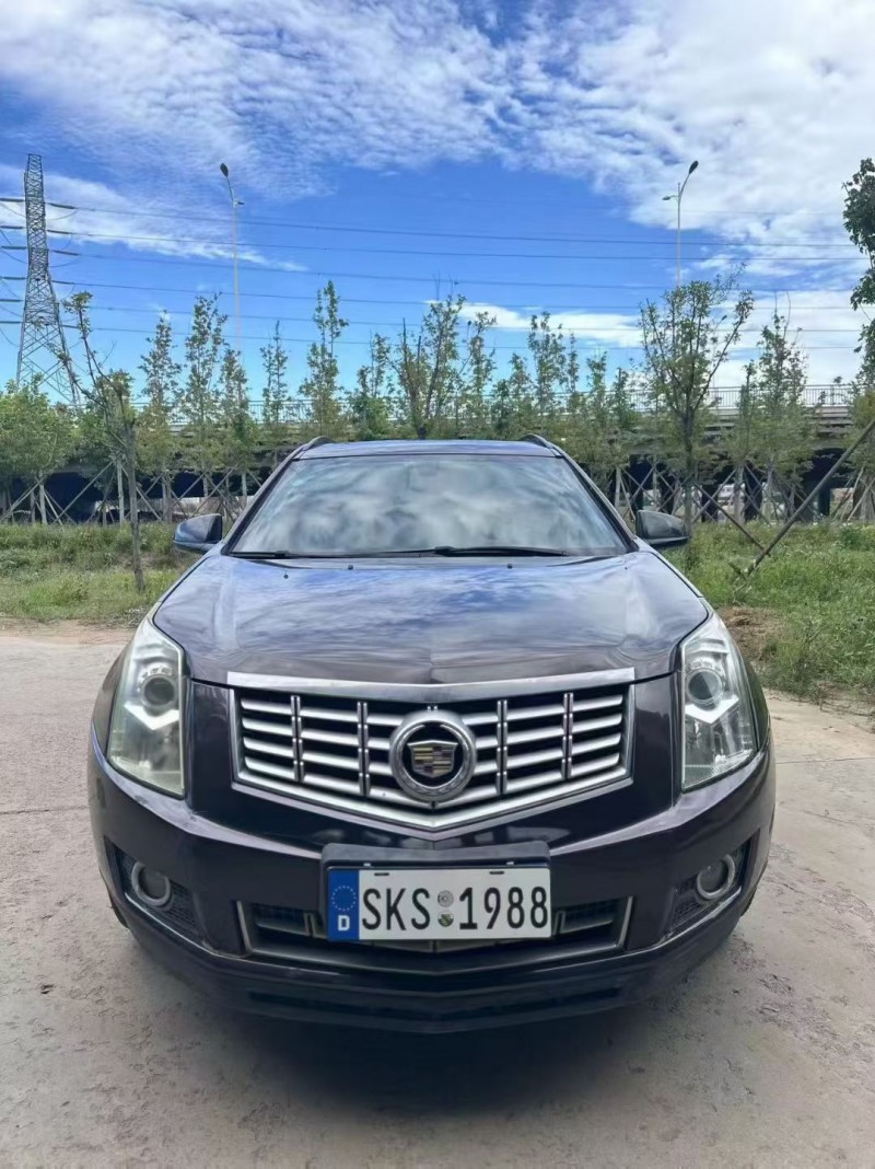 青岛16年凯迪拉克SRX1