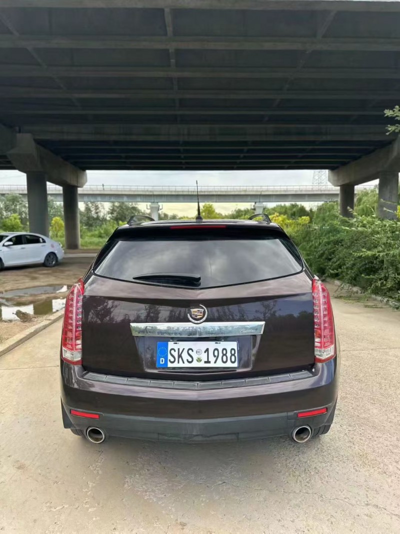 青岛16年凯迪拉克SRX9