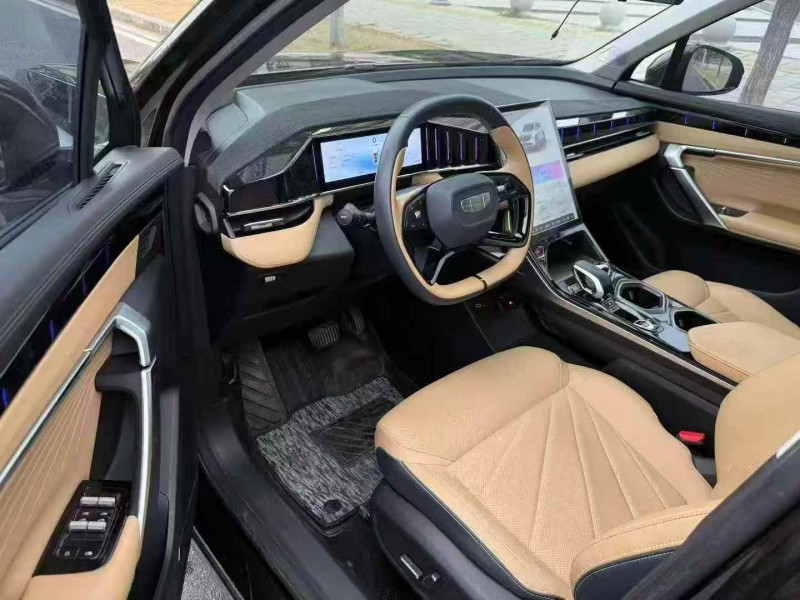 宜昌24年吉利博越6