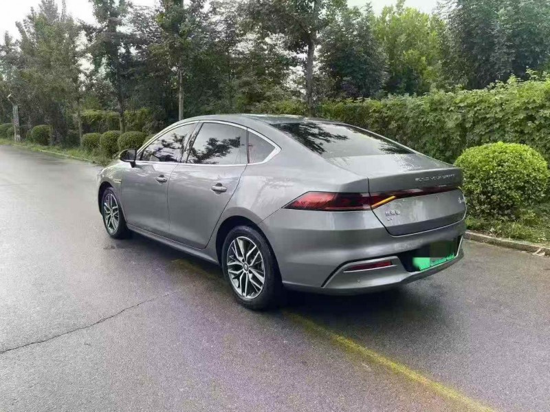 淄博23年比亚迪秦8