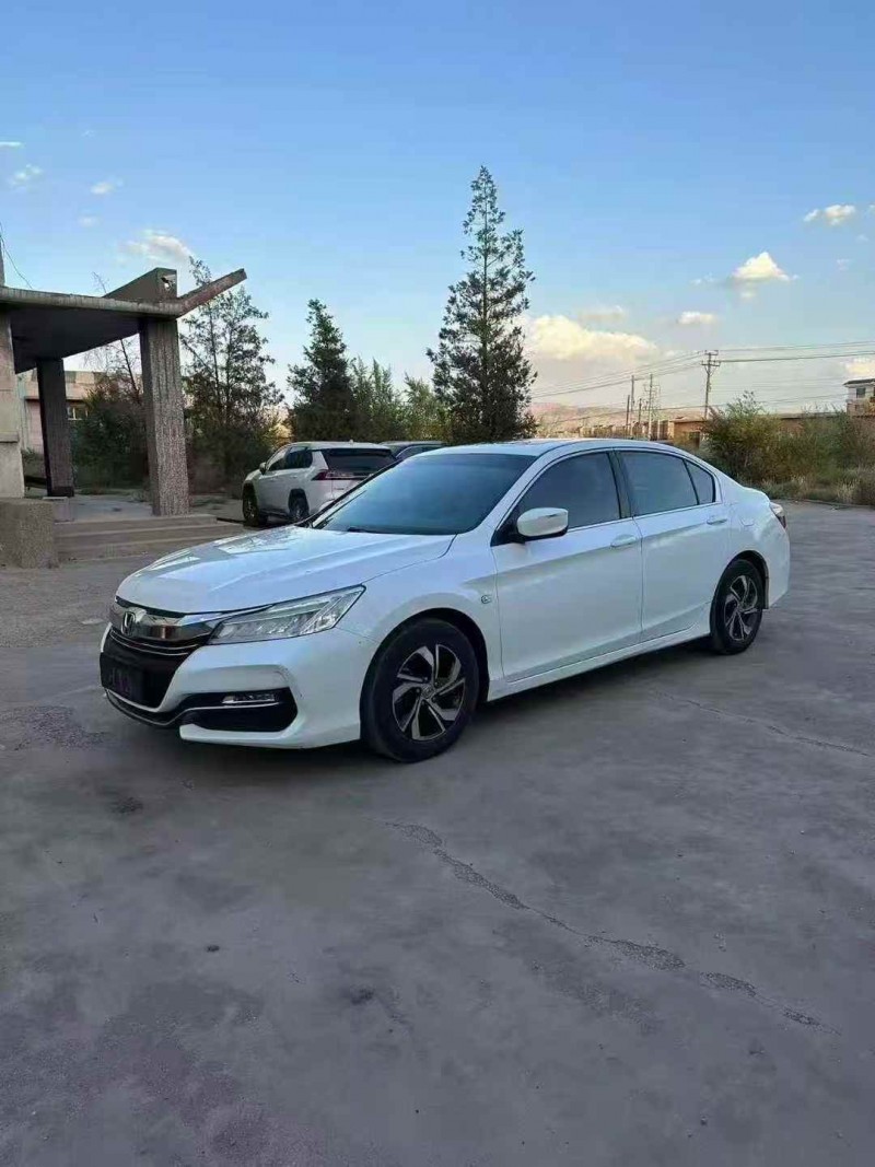 汕头18年本田雅阁3