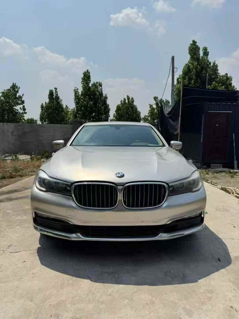 东营17年宝马7系1