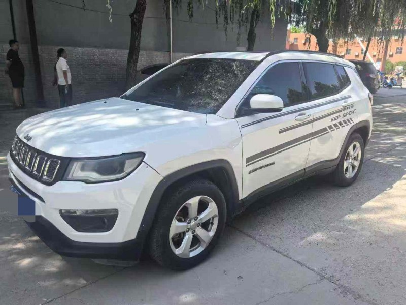 保定19年Jeep指南者2