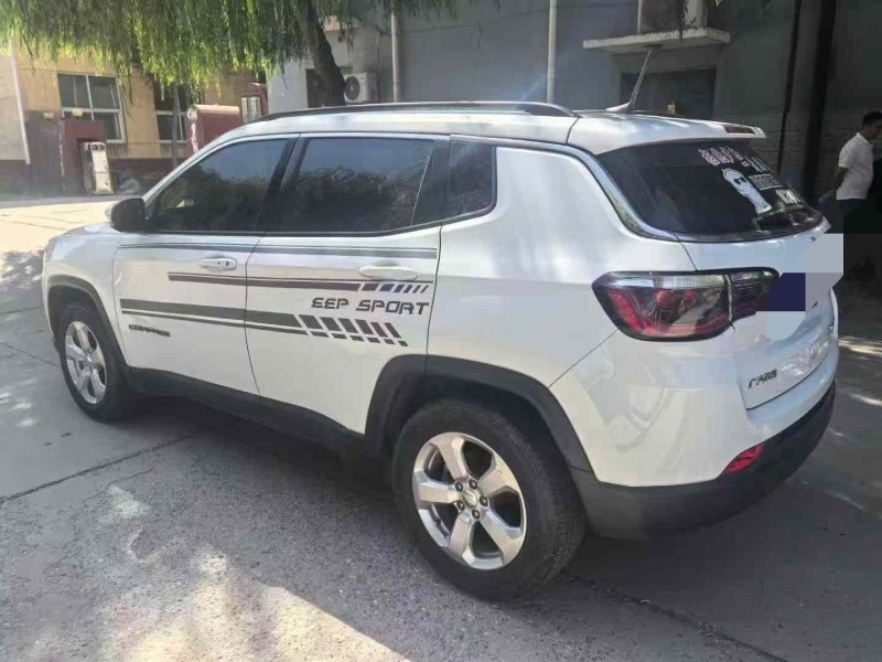 保定19年Jeep指南者9