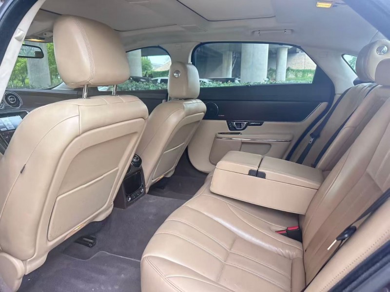 青岛16年捷豹XJL5