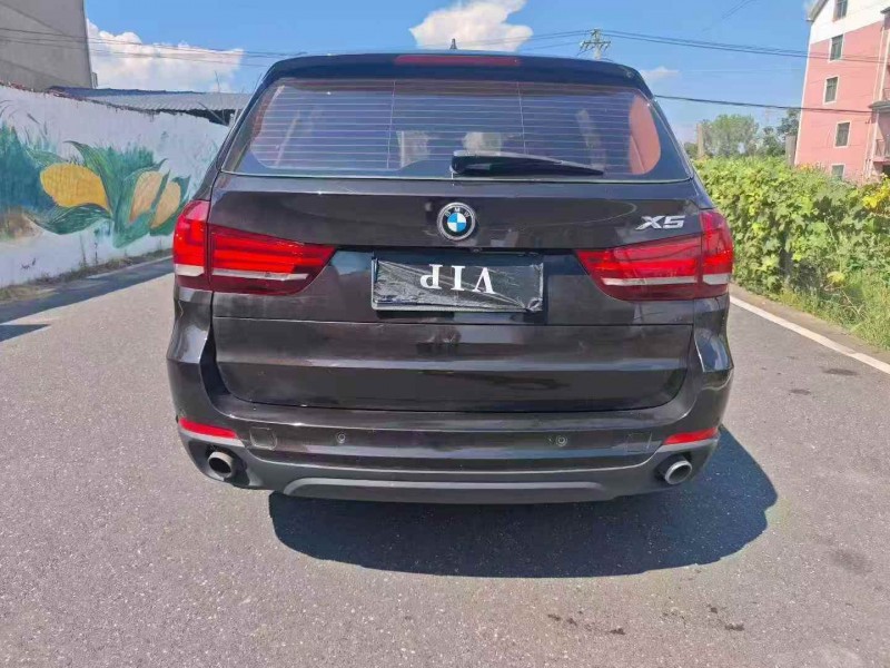 南通16年宝马X59