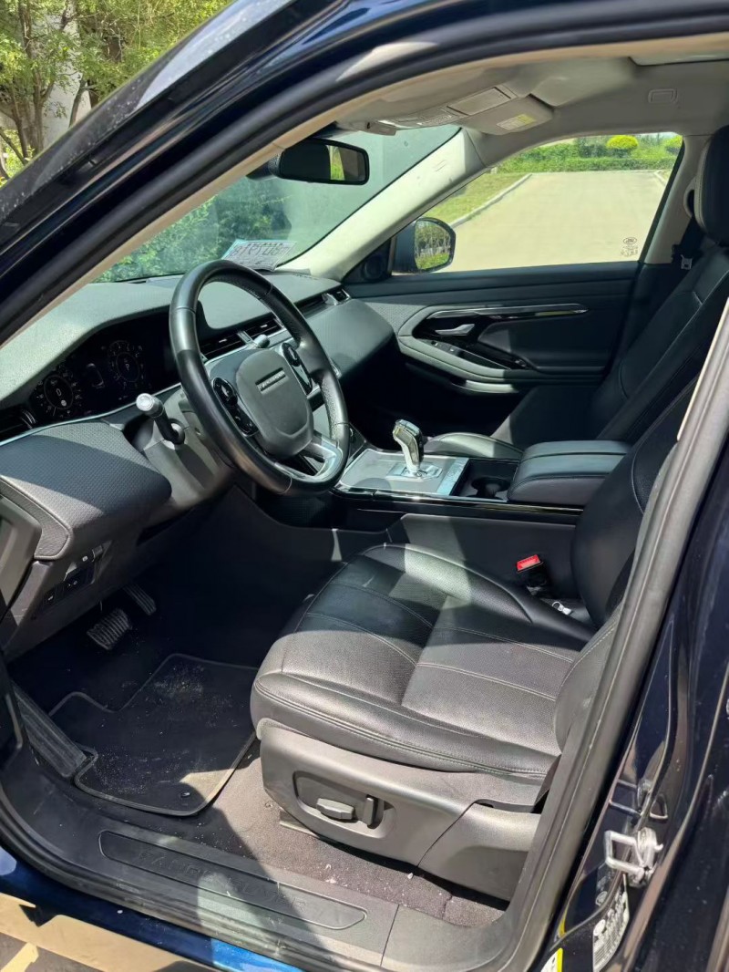 青岛20年路虎极光3