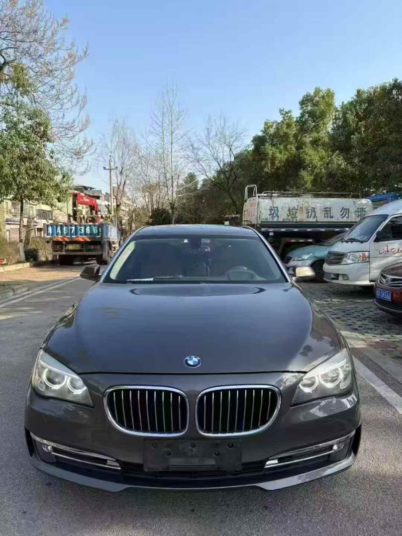 岳阳13年宝马7系1