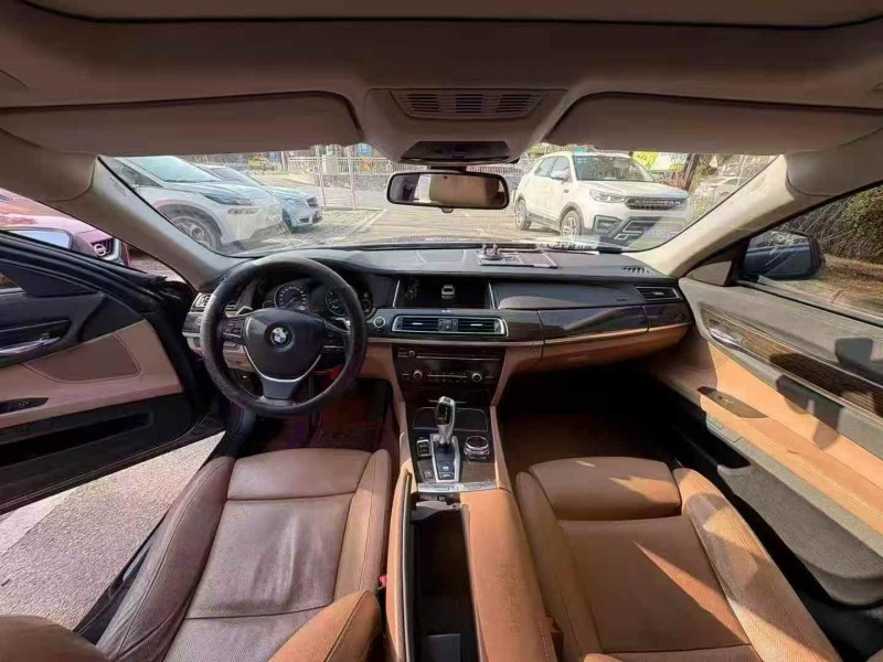 岳阳13年宝马7系5