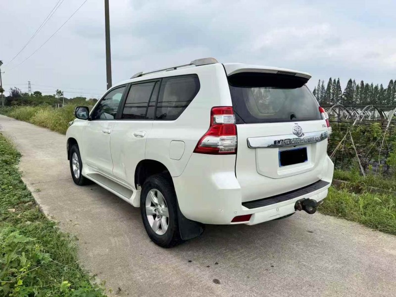 宁波15年丰田普拉多8