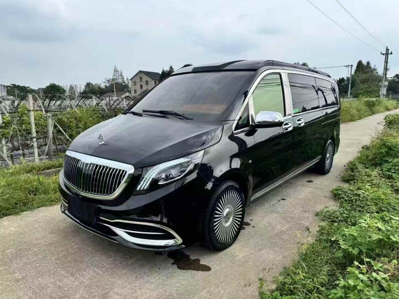 宁波18年奔驰威霆2