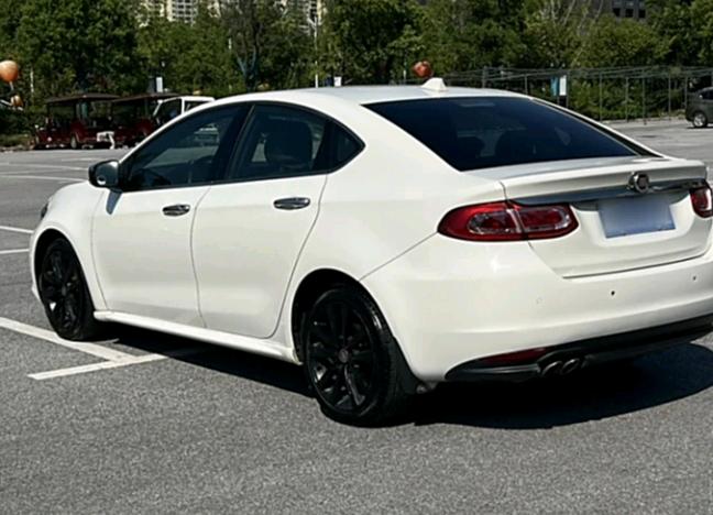 南京13年菲亚特菲翔2