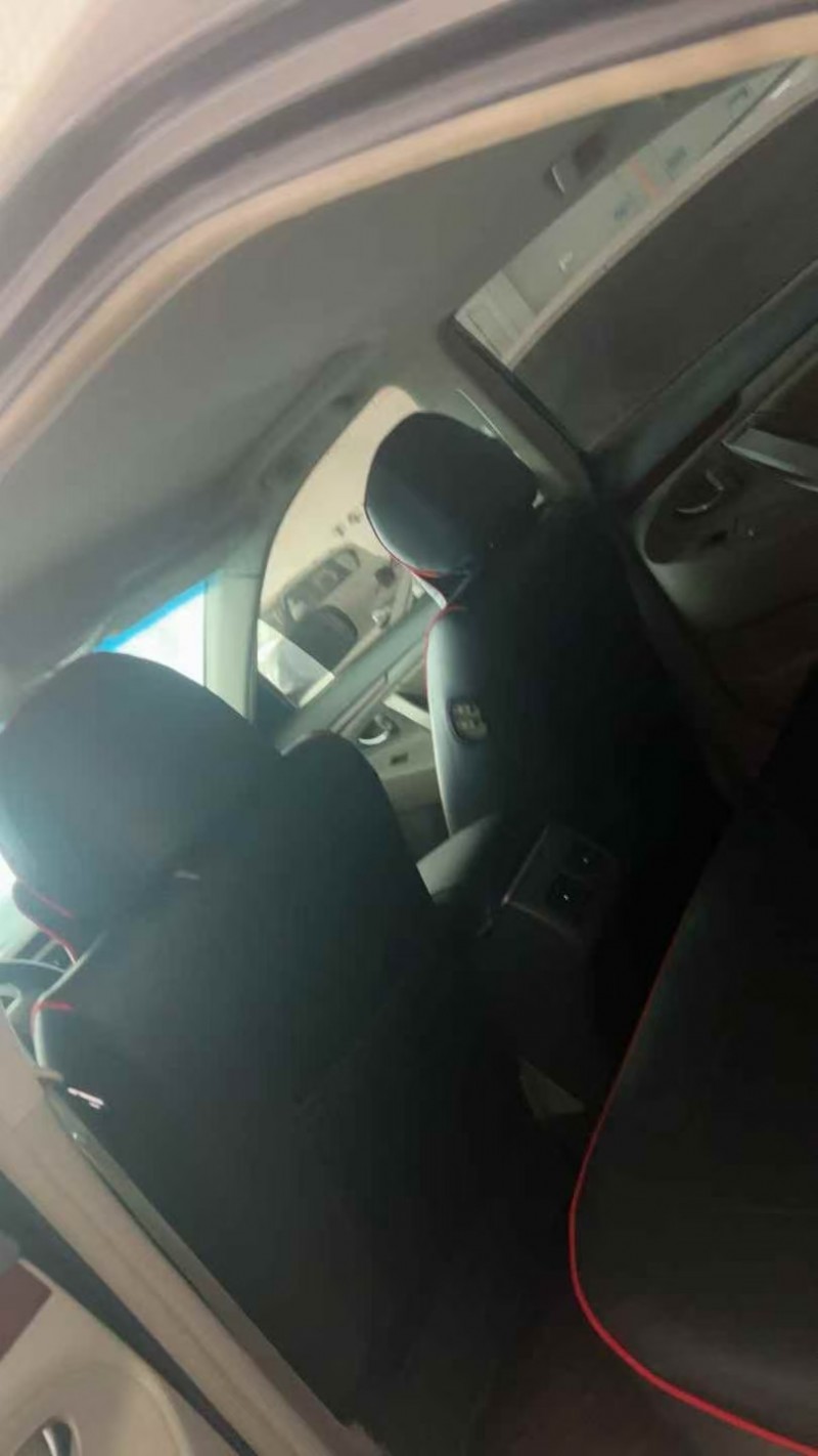 平顶山15年丰田凯美瑞4