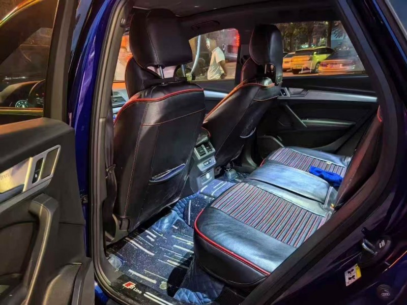 贵阳19年奥迪Q54