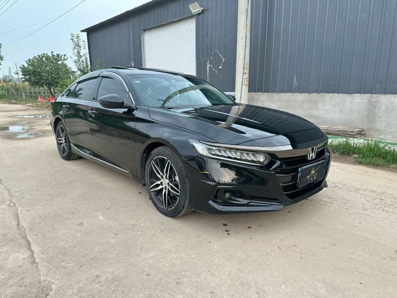 徐州23年本田雅阁2