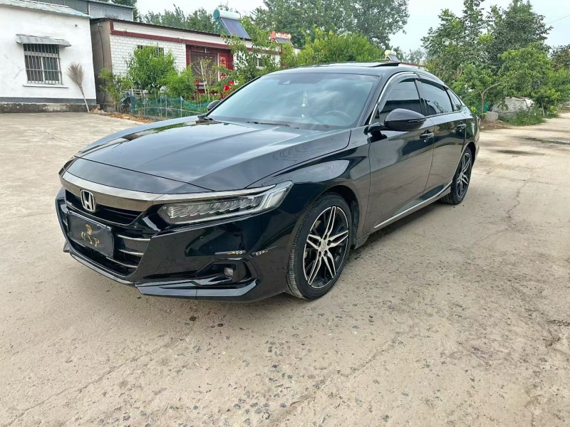 徐州23年本田雅阁3