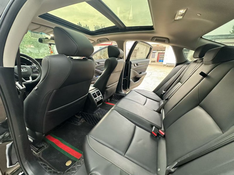 徐州23年本田雅阁5