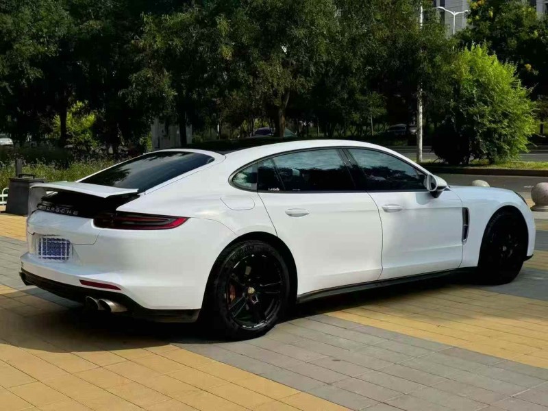 石家庄18年保时捷帕拉梅拉8