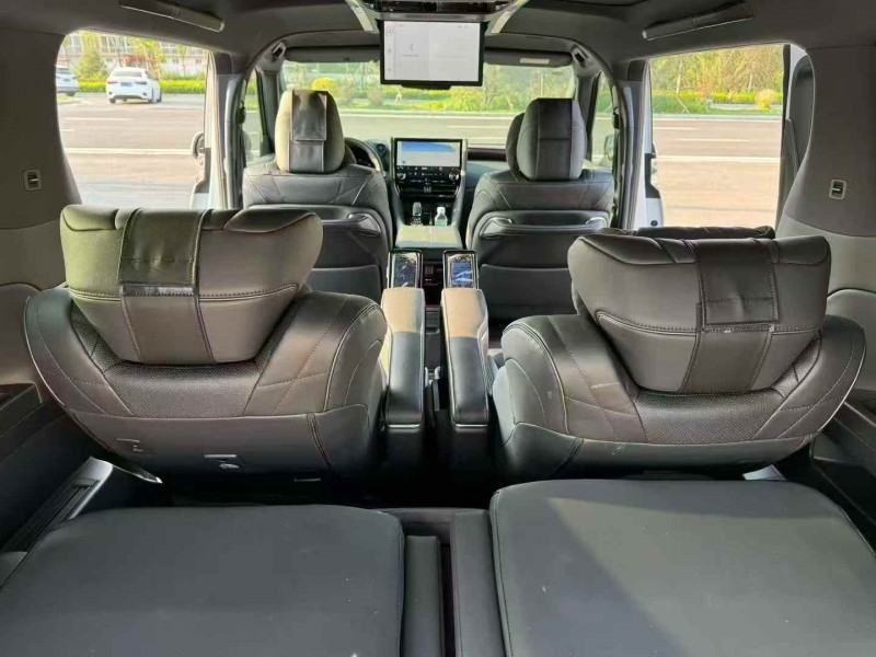 秦皇岛25年丰田威尔法4