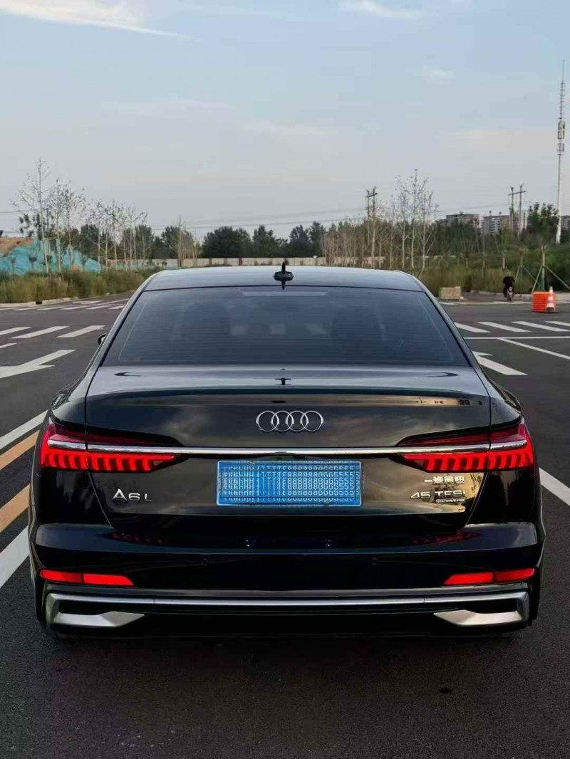 秦皇岛23年奥迪A6L9