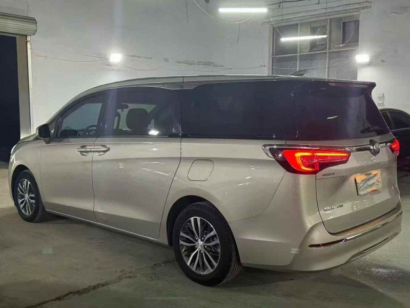 保定22年别克GL87